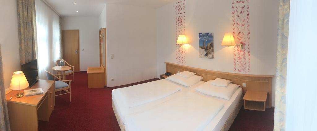 גראל-מוריץ Hotel Waldperle מראה חיצוני תמונה